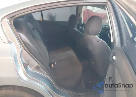 2010 Nissan Altima 2.5 S from USA, damaged, VIN 1N4AL2AP5AC181783